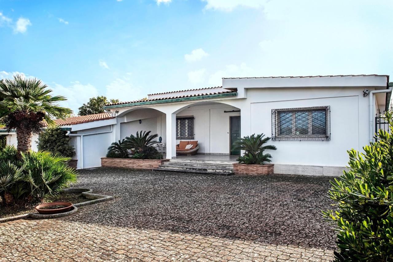 Villa Eva Crispiano Exterior foto